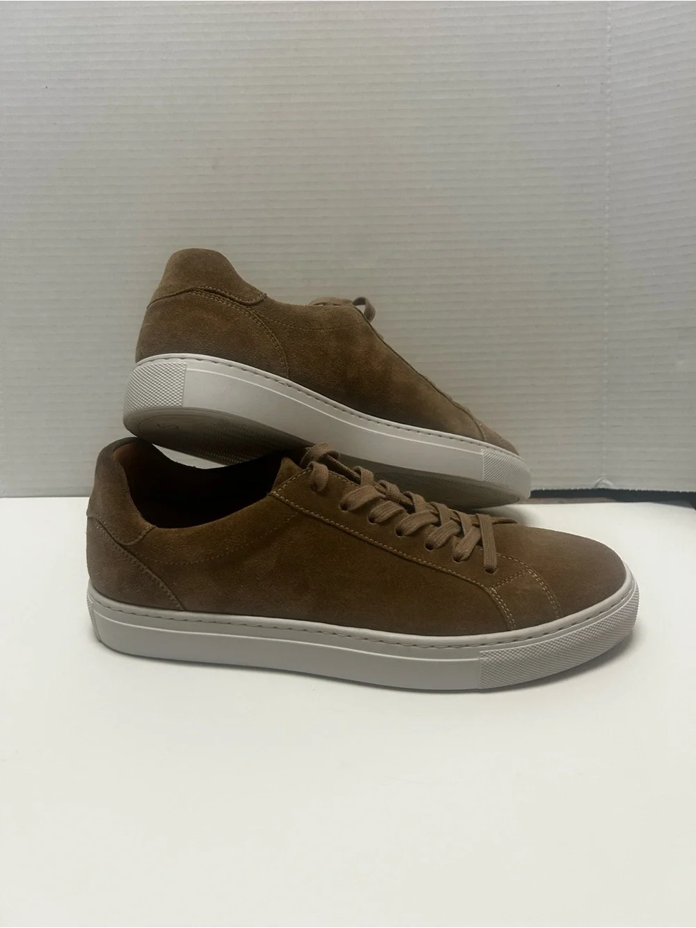 Magnanni Brown Suede Low-Top Sneakers with White Sole